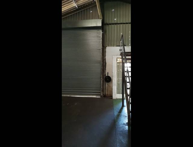 226M² WAREHOUSE TO LET IN PAROW CENTRAL